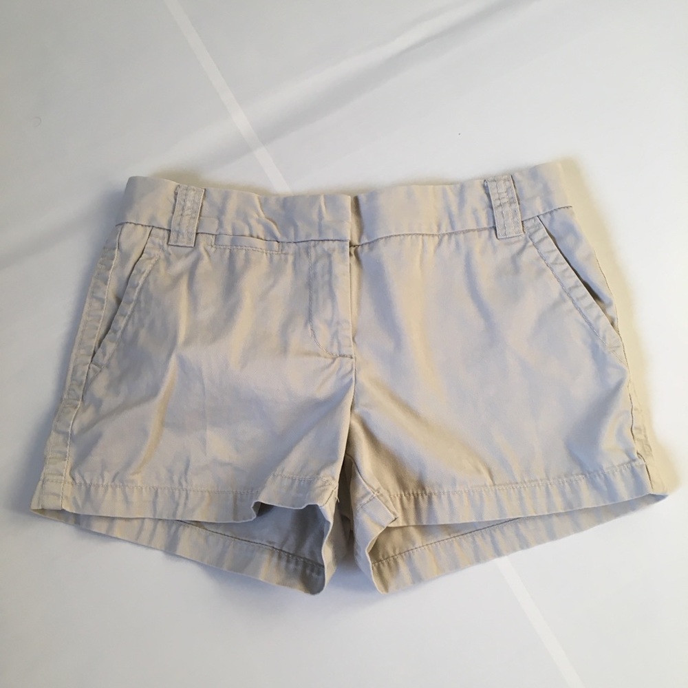 J. Crew City Fit Women´s Beige Chino Short, Size 4